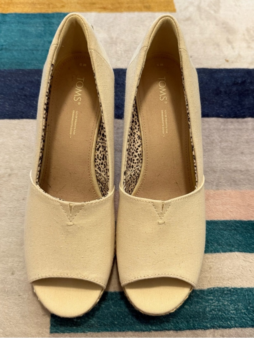 TOMS Michelle Natural Canvas Slip-On Peep Toe Espadrille Wedge Sandal Size 9